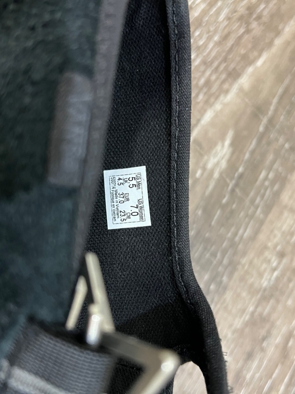 Vans Mary Jane Starz sneakers with star buckle detail - Picture 6 of 8